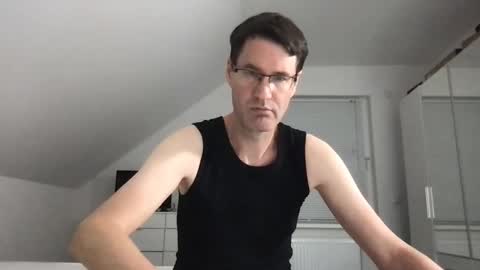 Snapshot of zzz123_cam chatting on 09.16.25 zzz123_cam online show from 09.16.25