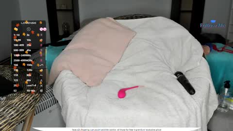 Miss Carla online show from 10.24.25