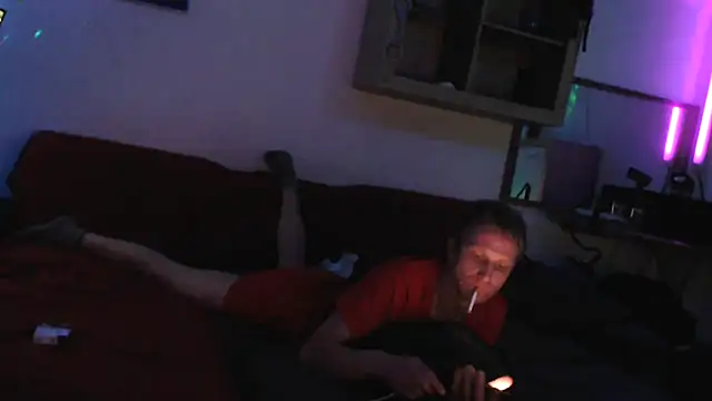 Snapshot of davidgntxxxxx chatting on 11.16.25 davidgntxxxxx online show from 11.16.25