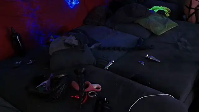 Snapshot of davidgntxxxxx chatting on 02.14.26 davidgntxxxxx online show from 02.14.26