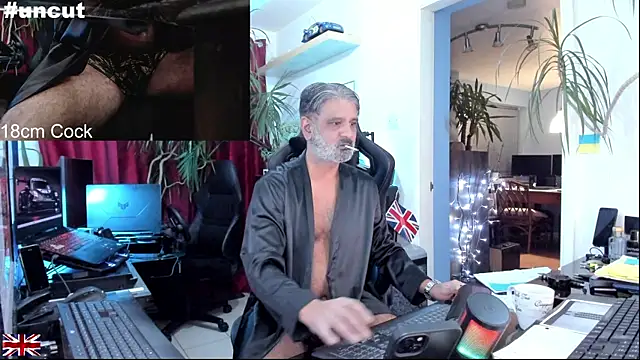 OnlineBossUK online show from 10.24.25