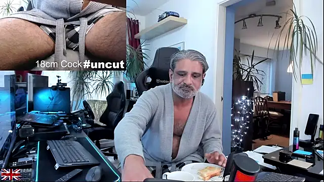 OnlineBossUK online show from 12.18.25