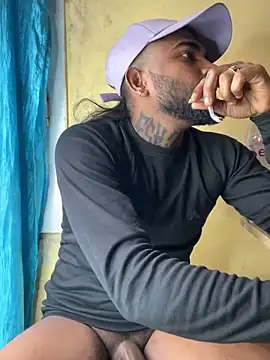 Snapshot of IviedWaster chatting on 02.06.25 IviedWaster online show from 02.06.25