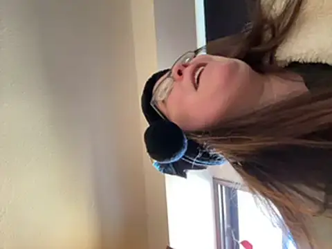 Snapshot of LacieStar chatting on 12.01.24 LacieStar online show from 12.01.24