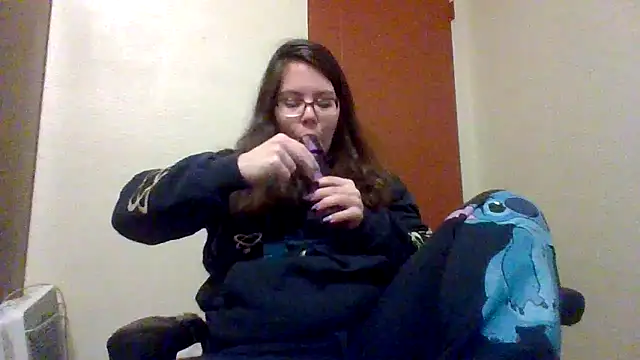 Snapshot of LacieStar chatting on 12.11.24 LacieStar online show from 12.11.24