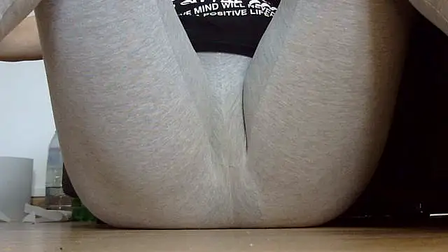 Squirtlady38 online show from 09.29.25