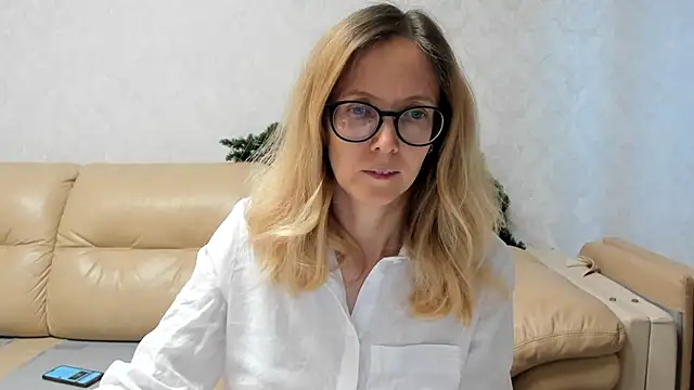 angelmommu online show from 01.30.25