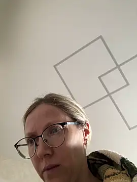 angelmommu online show from 10.23.25