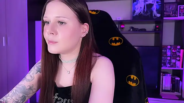 Snapshot of jasminevine chatting on 02.03.26 jasminevine online show from 02.03.26