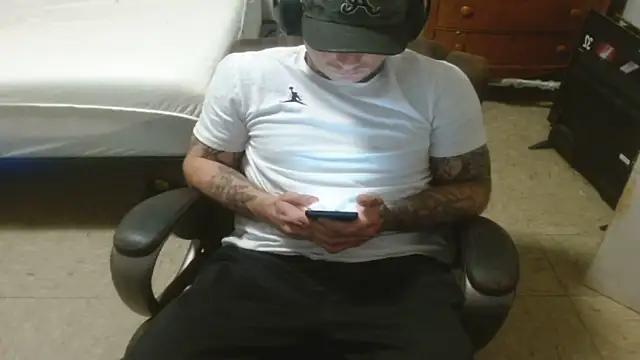 Snapshot of DADDY_KANE8--- chatting on 07.03.26 DADDY KANE8--- online show from 07.03.26