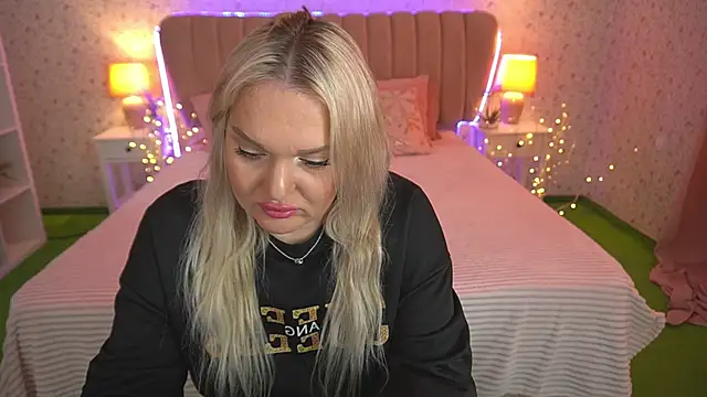 MissyMartinez online show from 03.19.25