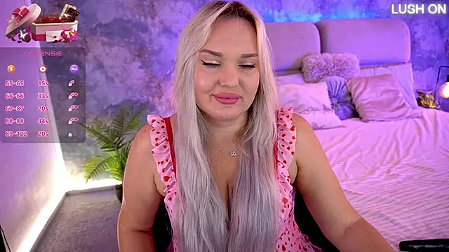 MissyMartinez online show from 10.10.25