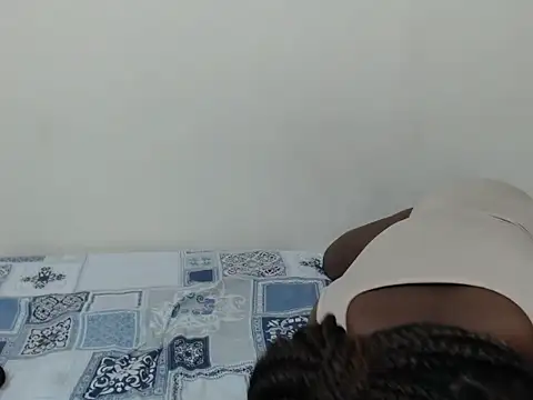 Snapshot of queen__ebony chatting on 11.06.25 queen ebony online show from 11.06.25