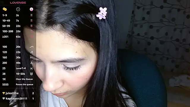 Snapshot of mia__lopez_ chatting on 12.18.24 mia lopez online show from 12.18.24