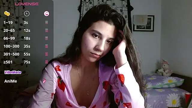 Snapshot of mia__lopez_ chatting on 01.28.25 mia lopez online show from 01.28.25