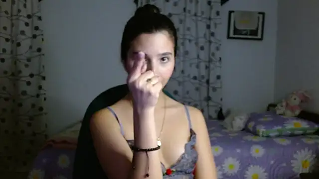 Snapshot of mia__lopez_ chatting on 02.05.25 mia lopez online show from 02.05.25