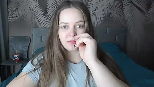 Snapshot of uliastar chatting on 01.15.25 uliastar online show from 01.15.25