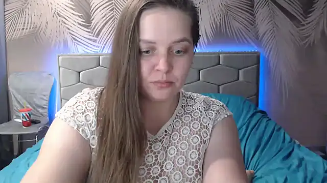 Snapshot of uliastar chatting on 01.15.25 uliastar online show from 01.15.25