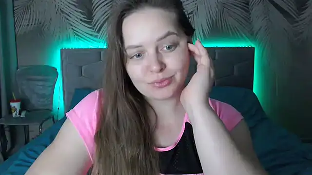 Snapshot of uliastar chatting on 01.18.25 uliastar online show from 01.18.25