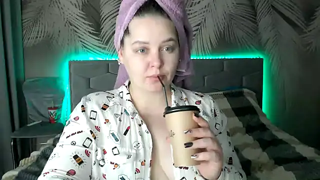 Snapshot of uliastar chatting on 01.23.25 uliastar online show from 01.23.25