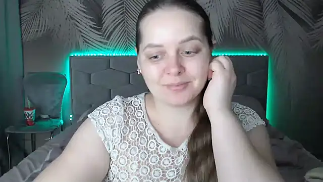 Snapshot of uliastar chatting on 01.31.25 uliastar online show from 01.31.25