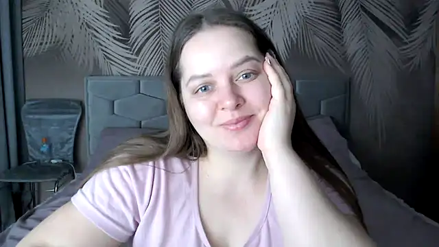 Snapshot of uliastar chatting on 02.09.25 uliastar online show from 02.09.25