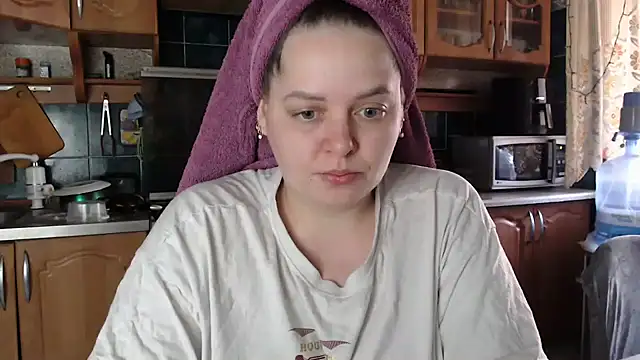 Snapshot of uliastar chatting on 03.13.25 uliastar online show from 03.13.25