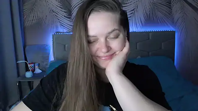 Snapshot of uliastar chatting on 03.14.25 uliastar online show from 03.14.25