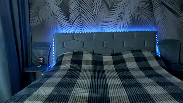 Snapshot of uliastar chatting on 09.19.25 uliastar online show from 09.19.25