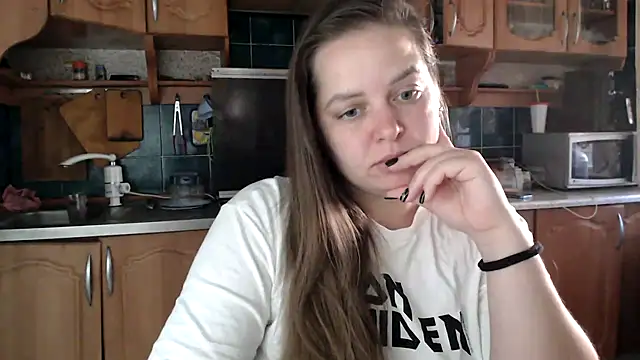 Snapshot of uliastar chatting on 10.12.25 uliastar online show from 10.12.25