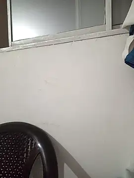 Snapshot of dayan_and_jonny chatting on 11.05.25 dayan and jonny online show from 11.05.25