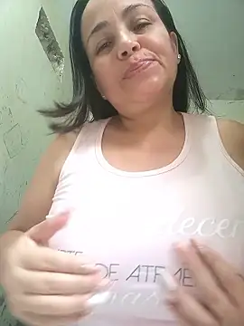 Snapshot of dayan_and_jonny chatting on 01.07.26 dayan and jonny online show from 01.07.26