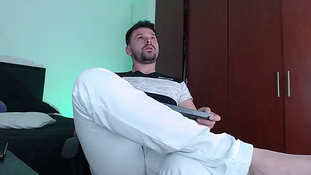 Snapshot of alexman_fuck chatting on 12.12.24 alexman fuck online show from 12.12.24