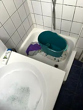 bastiiioooo online show from 12.18.25