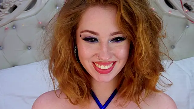 Snapshot of TinaBrook chatting on 02.05.25 TinaBrook online show from 02.05.25