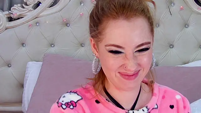 Snapshot of TinaBrook chatting on 02.13.25 TinaBrook online show from 02.13.25