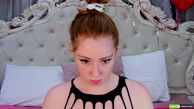 Snapshot of TinaBrook chatting on 02.17.25 TinaBrook online show from 02.17.25