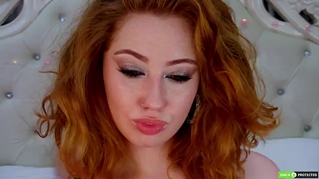 Snapshot of TinaBrook chatting on 03.03.25 TinaBrook online show from 03.03.25