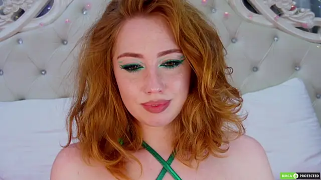 Snapshot of TinaBrook chatting on 03.07.25 TinaBrook online show from 03.07.25