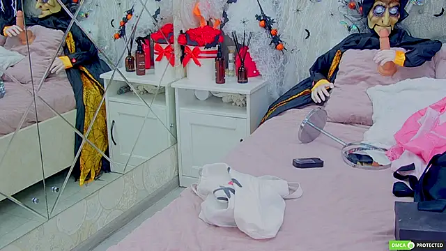 Snapshot of TinaBrook chatting on 10.20.25 TinaBrook online show from 10.20.25