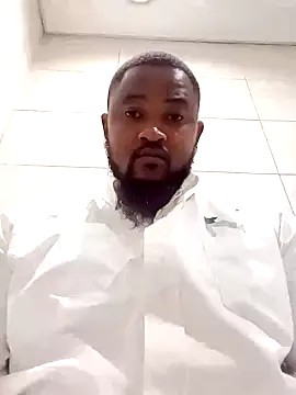 Snapshot of douksm chatting on 02.03.25 douksm online show from 02.03.25