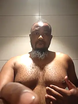 Snapshot of douksm chatting on 03.21.25 douksm online show from 03.21.25