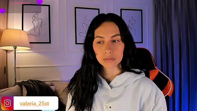 valeriia25  online show from 03.12.25