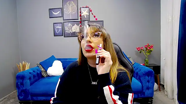 Snapshot of Katewalker_ chatting on 02.20.25 Katewalker online show from 02.20.25