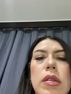 martina contreras online show from 02.20.25