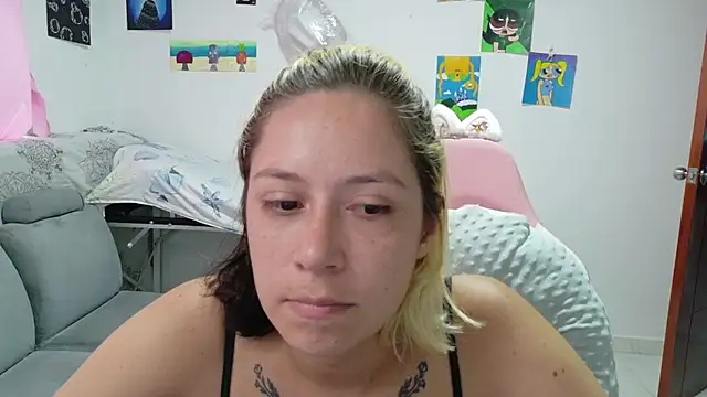 MommyMiaWs online show from 04.29.26
