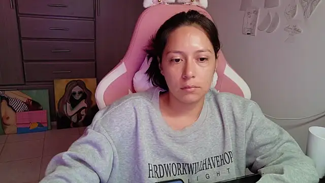 MommyMiaWs online show from 07.29.26