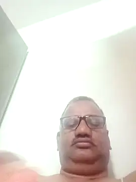 Snapshot of StarPacifist6 chatting on 03.08.25 StarPacifist6 online show from 03.08.25