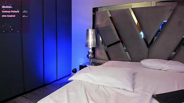 emilybae  online show from 03.17.25