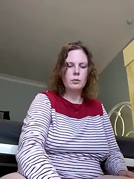 Snapshot of xxSexyBushLinnxx chatting on 12.04.24 xxSexyBushLinnxx online show from 12.04.24